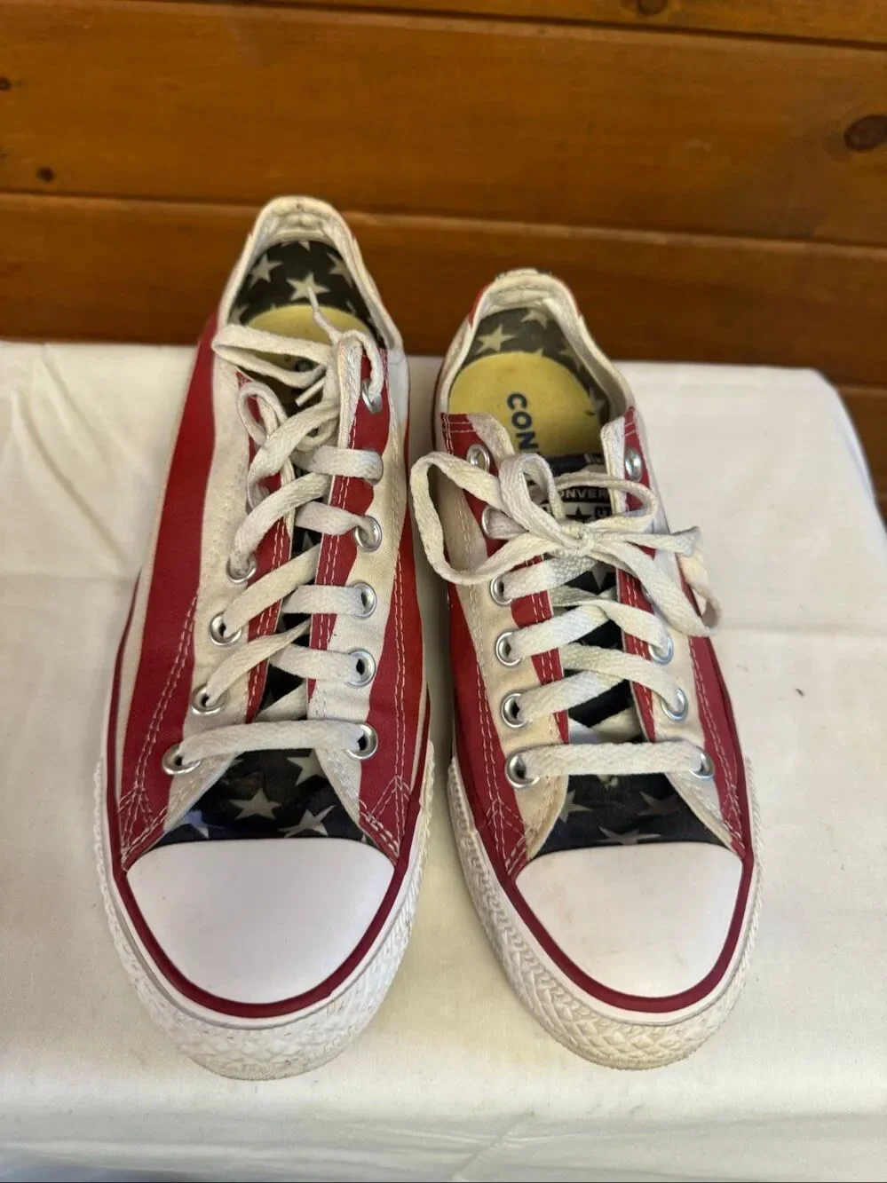 Converse Unisex Chuck Taylor All Star  sneakers  American flag Woman’s Sz 7
